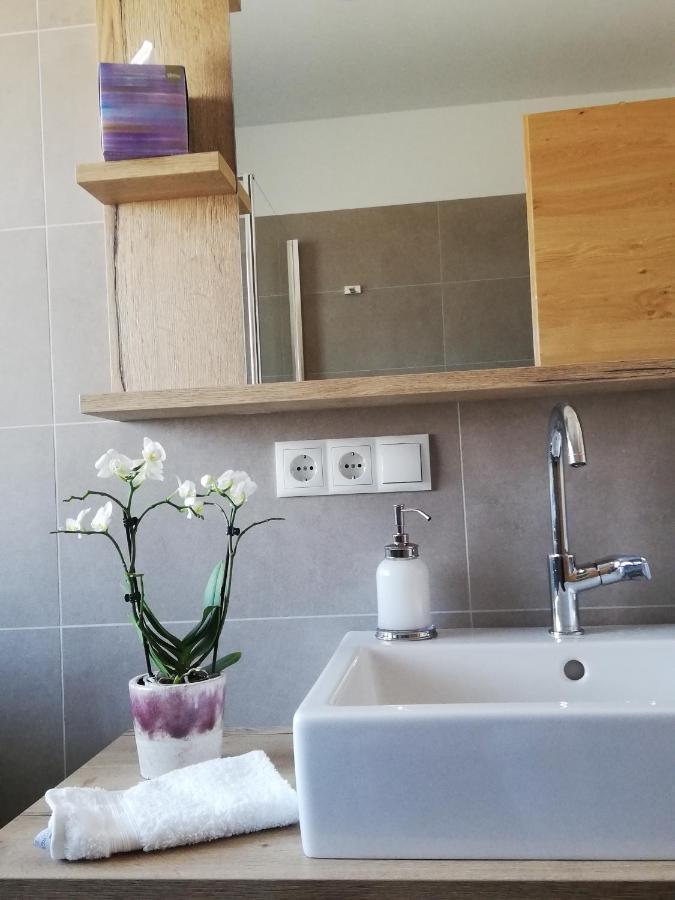 Feelhome Bruneck Екстериор снимка